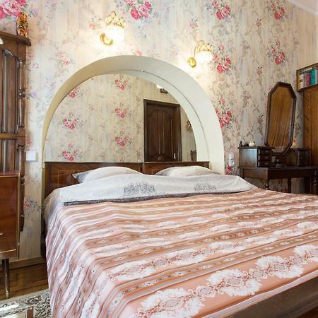 Apartment In The Center Of Jarkov Exterior foto