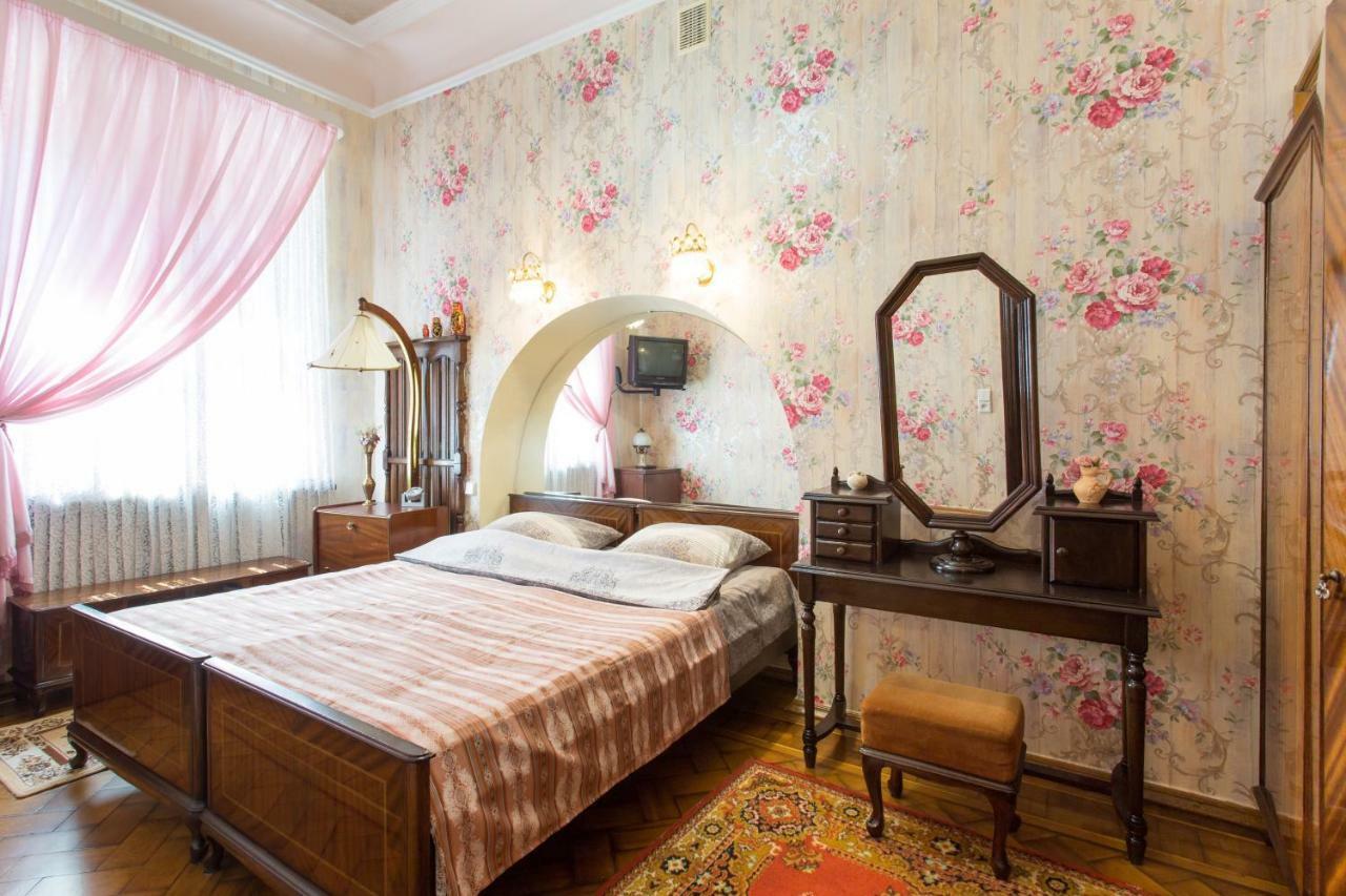 Apartment In The Center Of Jarkov Exterior foto